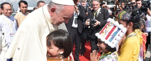 In Myanmar ontving paus Franciscus de genade van de schaamte 1