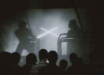 Geestelijke Oefeningen en Film: mediteren in de schemering van de filmzaal