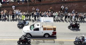 Dagelijks verslag uit Rome | Antiklerikale Rome omarmt paus op het geuzenplein 5