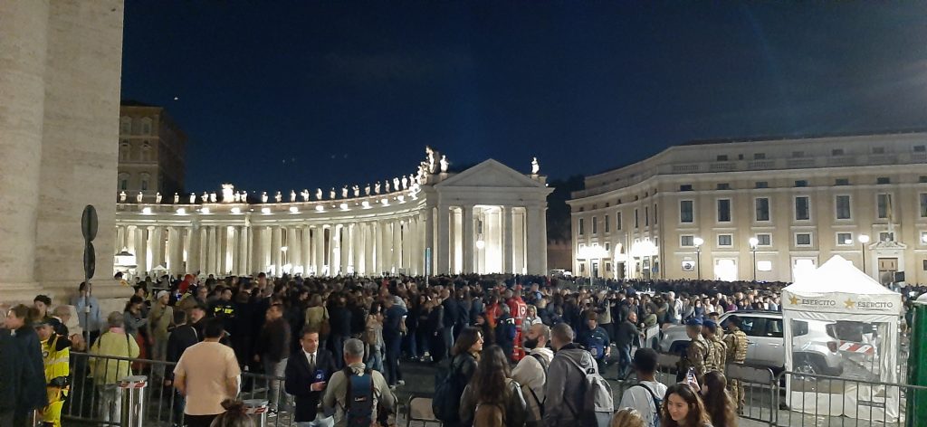 Verslag uit Rome | overlijdensbericht op het jezuïetenprikbord