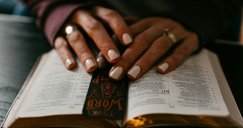 Minder crises in de Kerk met de vrouw als volwaardig lid?