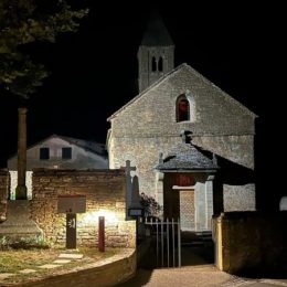 Zomerserie Stilte: Taizé - kerkje op de heuvel