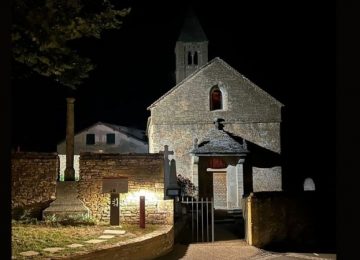 Zomerserie Stilte: Taizé - kerkje op de heuvel