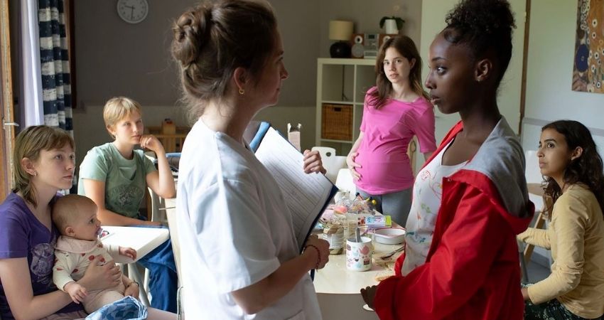 Jeunes Mères: wat betekent het om leven te geven?