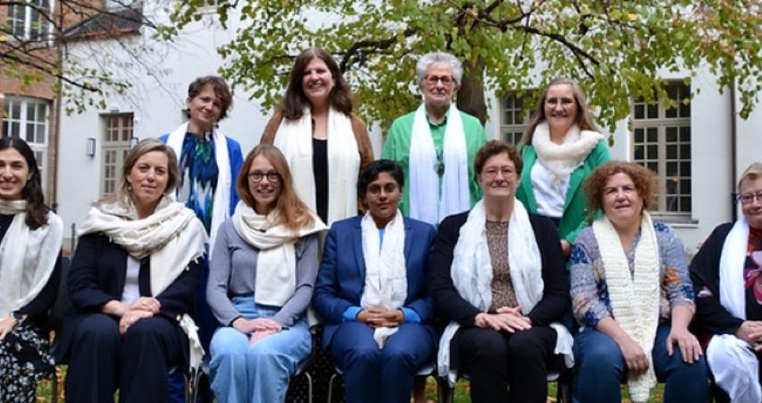 Jezus zelf vond vrouwen niet te min, nu de Kerk nog 1