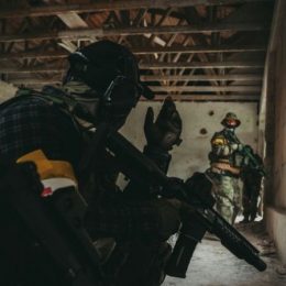 Mogen Amerikaanse soldaten en agenten hun bevelen weigeren?