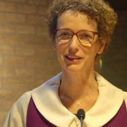 Met vrouwen in het ambt groeit de kerk in volheid